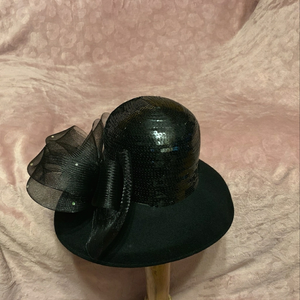Church hat - Picture 2 of 3